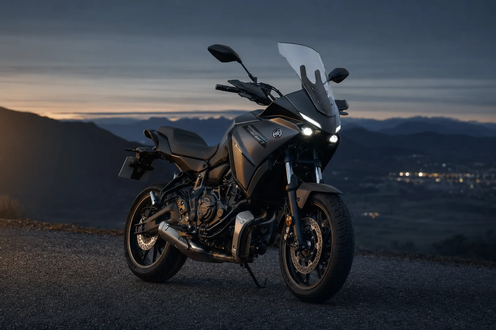 Yamaha Tracer 7 – motocykl do wynajęcia w Poznaniu